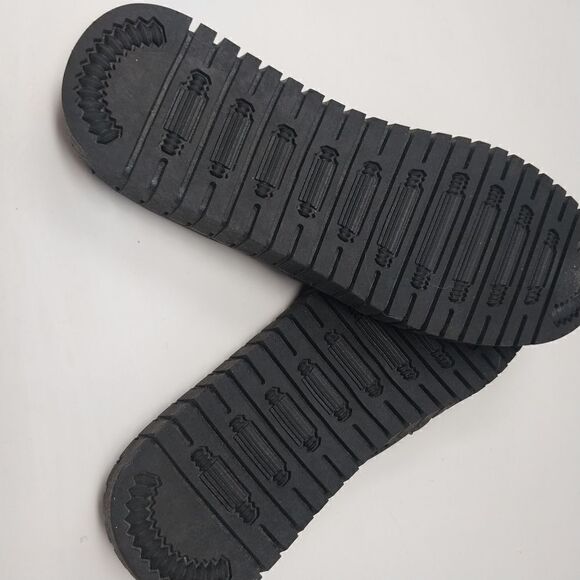 HARMONY BALANCE BLACK MULES/SLIDES. New w/o tags. - Picture 3 of 9